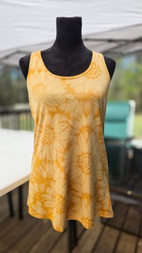 Image 1 of Sun Daisy