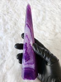 Image 6 of 7" Sardonyx Agate Crystal Towers | White | Purple 6 - Styles