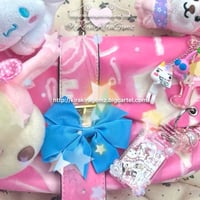 Image 3 of Princess Jellyfish Keychain(Blue)