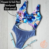 Image 10 of Sample sale 