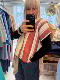 Image 12 of Daisy shirt, red (one size)