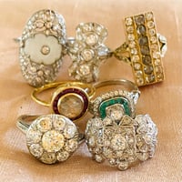 Image 6 of WHITE GOLD & DIAMOND RING