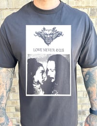 BRAM STOKER’S DRACULA IN BLACK (PRE-ORDER)