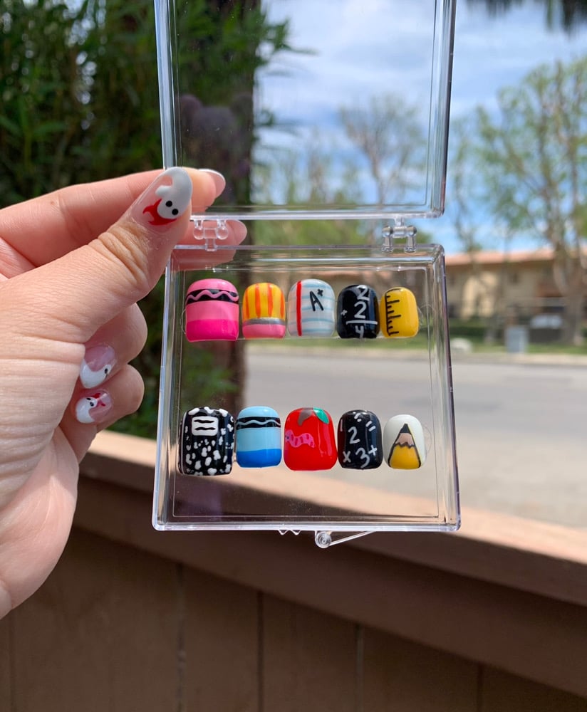 Image of Teacher Nails