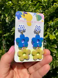 Image 1 of DAISY CHAINS - Blue/Lime