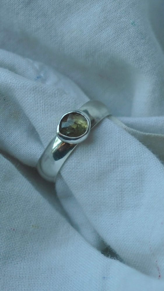 Image of Erdiger Turmalinring 