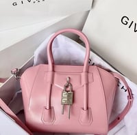 Image 4 of LOCKE IT DOWN PURSE