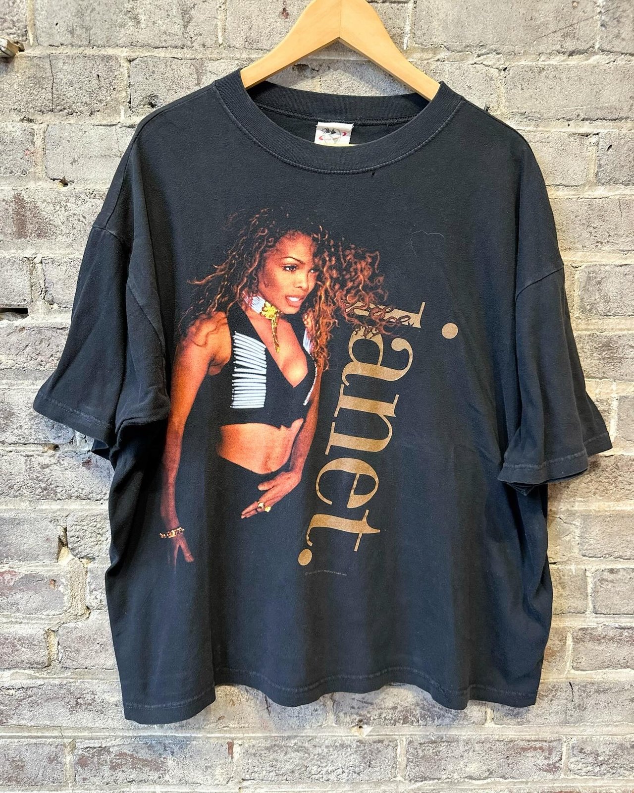 Standout Vintage — 1993 VINTAGE “JANET JACKSON - JANET. WORLD TOUR '93-94”  CONCERT TEE, SIZE: XL