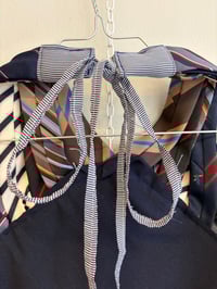 Image 8 of Tie top, stripes (xs-l)