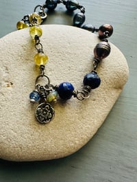 Image 8 of peacock pearl lapis and yellow garnet bracelet