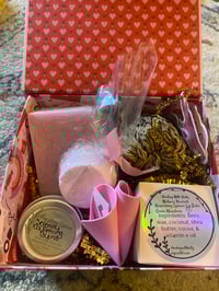 Image 3 of Valentine’s Day baskets 