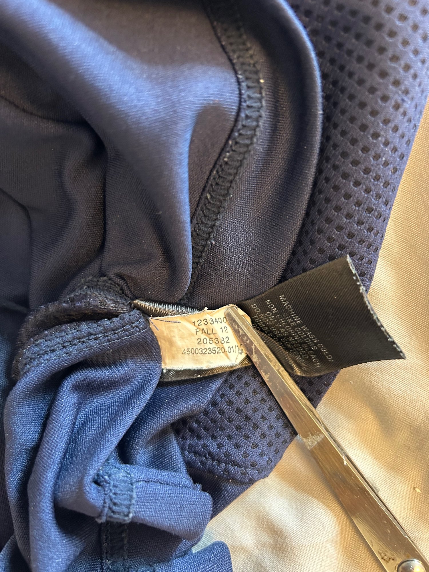 Image of Tottenham Hotspur “BALE 11” 2012/13 Away Shirt + PL patches (M)