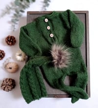 Image 1 of Newborn knitted set for photo shoots | green
