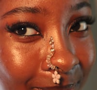 Image 3 of Lady Fleur d’Or
