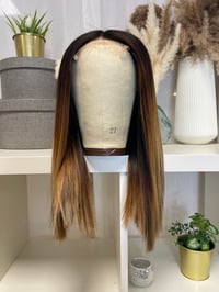 Image 12 of PRÉCOMMANDE Carré long balayage 14’