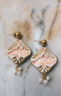 Image 2 of Peachy bird & pearl cluster earrings 