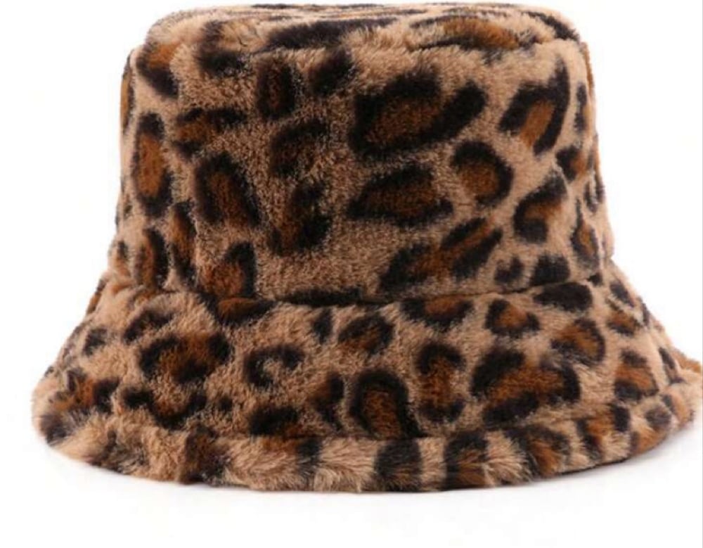 Image of “Leopard Furry Set”