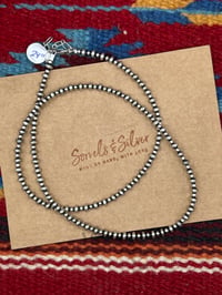 Image 2 of 24” Saucer & Round Bead Necklacr