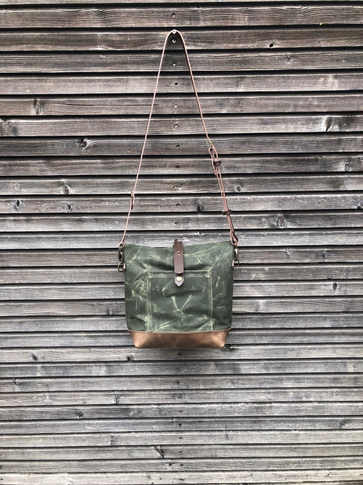 Image of Waxed canvas satchel with handwoven exterior pocket