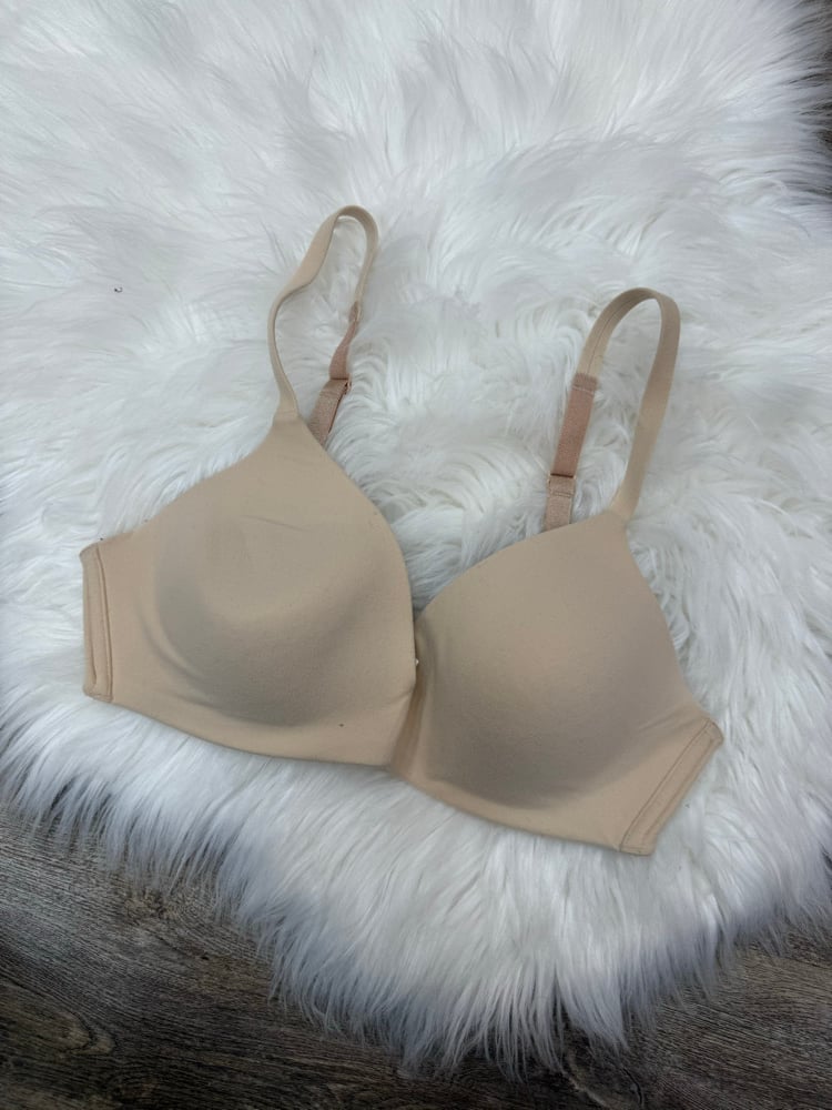 Image of Wacoal Beige Bra - 34B 