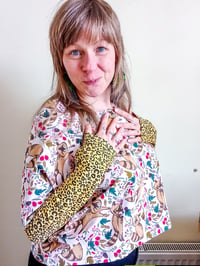 Image 3 of RACCOON WITH LEOPARD SLEEVES - ZERO WASTE JUMPER S/M