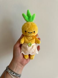 Image 5 of Pineapple Baby