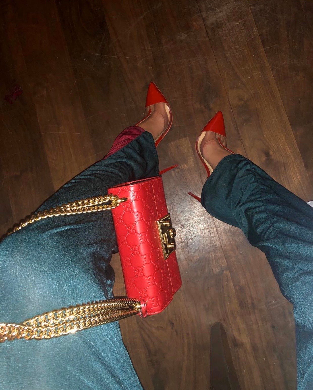 Image of GUCCI GUCCISSIMA LEATHER PADLOCK SHOULDER BAG (RED)