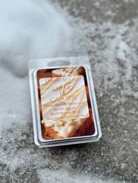 Image 1 of Créme De Carotte | Soy & Beeswax Melt