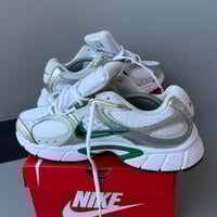 Image 4 of  size: us9.5 uk8.5 eu43 cm27.5