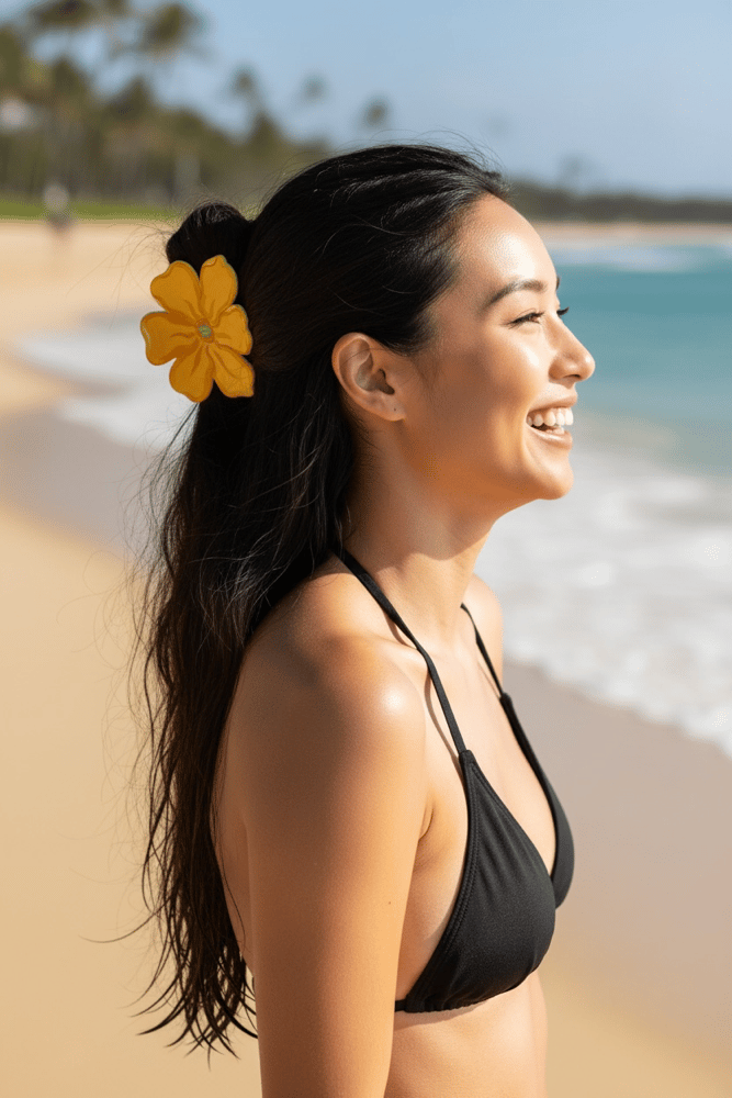 Image of Puakenikeni Hunny Girl 2.0 Claw Clip