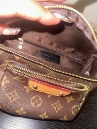 Image 4 of LV 3 in 1 multipurpose Mini Bumbag 