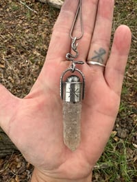 Image 4 of Witches finger quartz with star Ruby