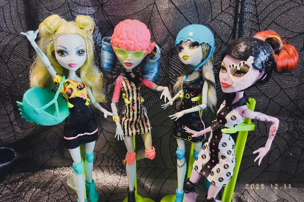 Image of Monster High Skulltimate Roller Maze