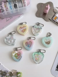 resin heart shakers
