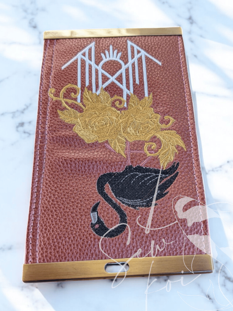 Image of custom wallet - D.R.