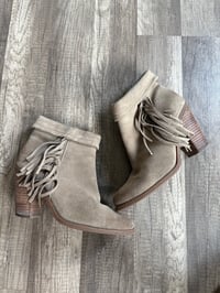 Fringe ankle boot 