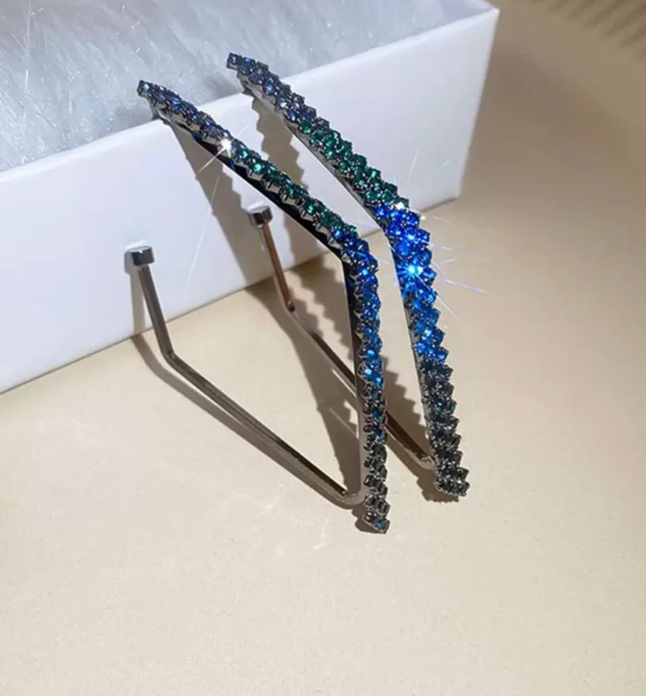 Image of “Muticolor Cuff Earrings”