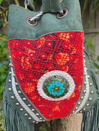 Image 6 of Evie Bag -dark green with red detail's