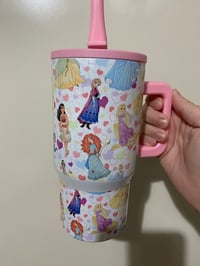 Princesses 20oz non spill stainless steel handle tumbler 