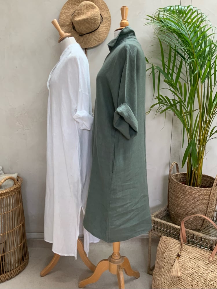 Image of Robe En Lin Chloé Kaki