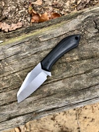 Image 1 of Moraine-S Grey/Black Richlite