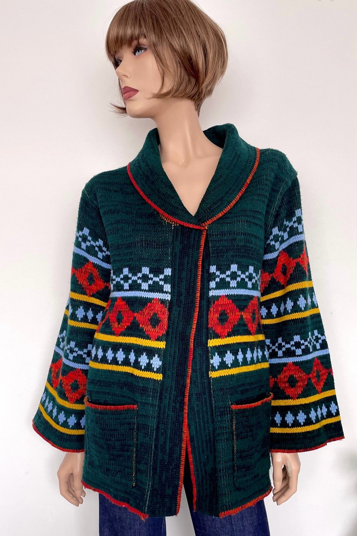 Collection de Cardigans Vintage Islandais – Maison Aorelle Collection de Cardigans Vintage Islandais – Maison Aorelle