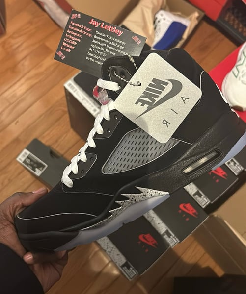 Image of Jordan Black Metallic Reimagined Retro 5s 