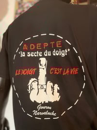 Image 2 of T-SHIRT - LA SECTE DU DOIGT 