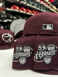 Image 3 of New Era 59Fifty Burgundy Silver Oval Star Slab City