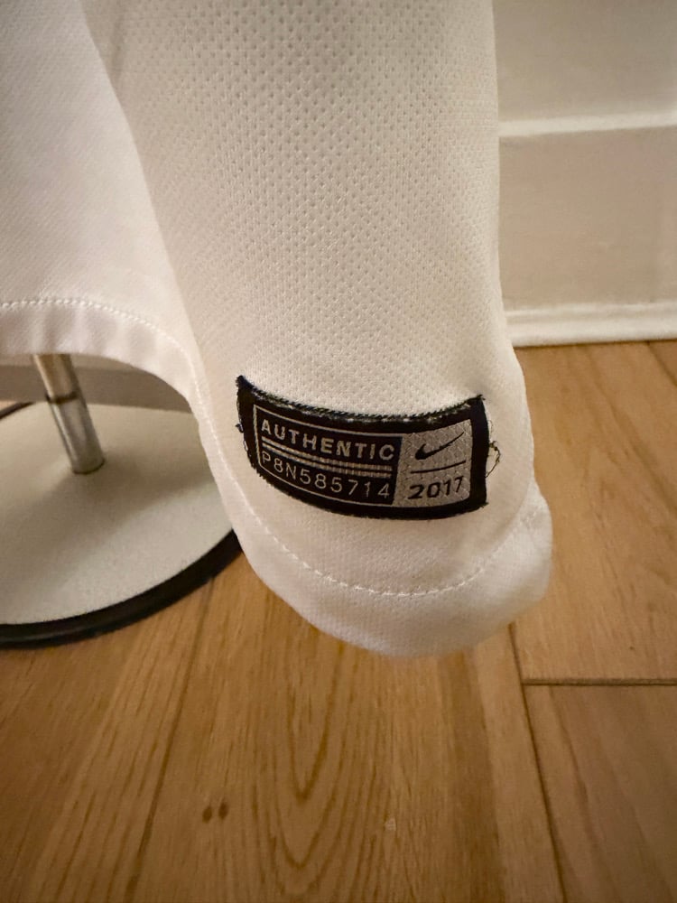 Image of PRE ORDER: Tottenham Hotspur “VERTONGHEN 5” 2017/18 Home Shirt + PL patches (XL)