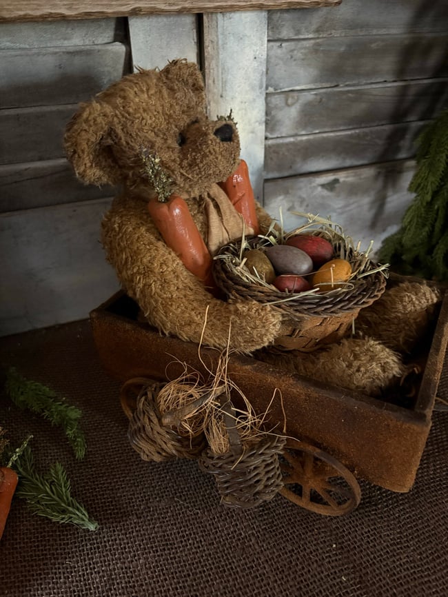 PRE-ORDER! Belle and her basket of eggs