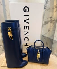 Image 1 of BLUE DISTRICT SET