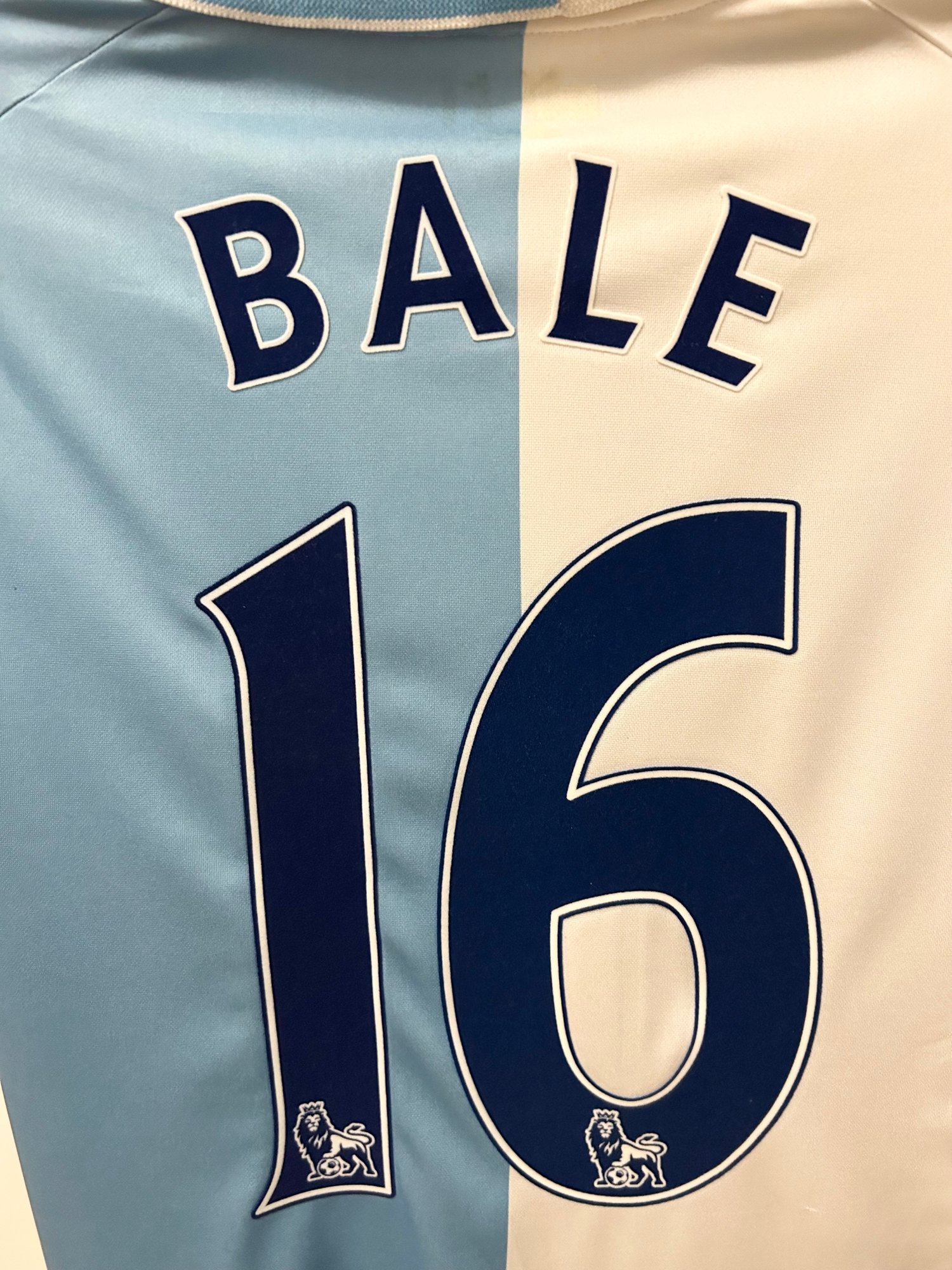 Image of Tottenham “BALE 16” 125 Anniversary 2007/08 Shirt + patches (M)