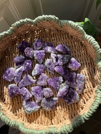 Image 6 of Amethyst Clusters (Medium)